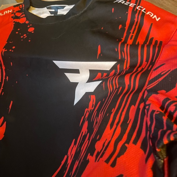FaZe Clan Jersey - Picture 6 of 9
